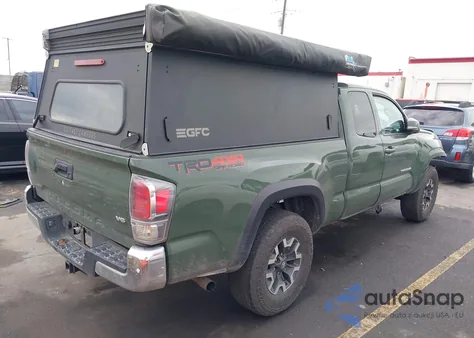 2022 Toyota Tacoma Trd Off Road z USA, uszkodzony, nr VIN 3TYSZ5AN1NT097045